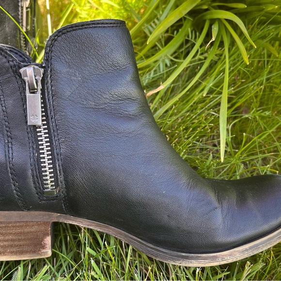 Lucky Brand Basel Booties - in Black Genuine Leather 6M/36 - Picture 3 of 7